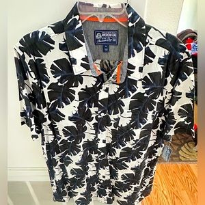 American Rag Men's Floral Hawaiian Short Sleeve Button Up Shirt NWT